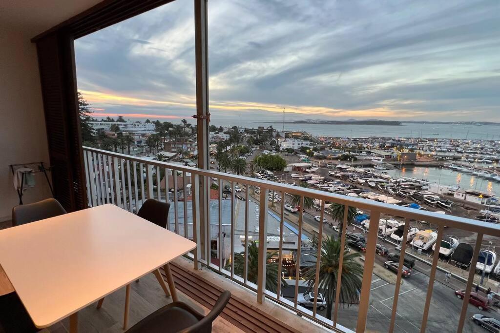 شقة بونتا دل استي  في Apartamento Moderno Con Excelente Vista Al Puerto المظهر الخارجي الصورة